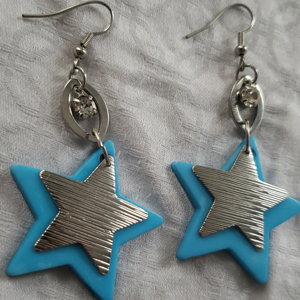 Star earrings